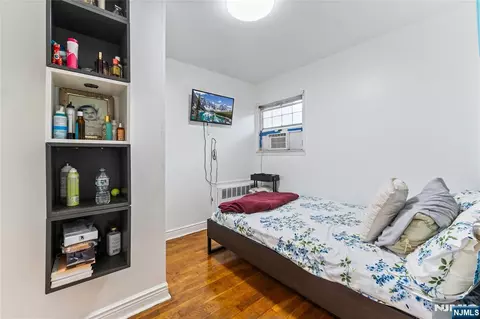 Bedroom - 90 Byrne St, Hackensack, NJ 07601 photo 3 of 4