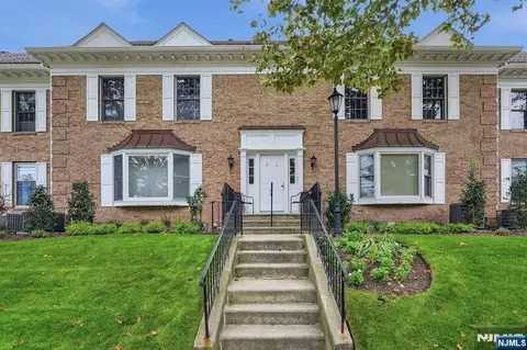 5 S Maple Ave #52, Park Ridge, NJ 07656