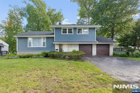 193 New York Ave, Dumont, NJ 07628