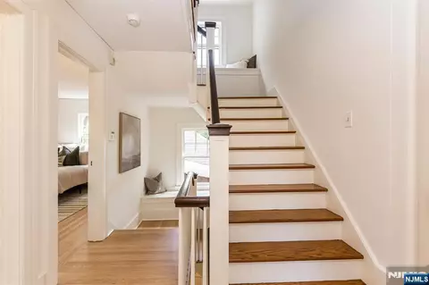 Entry Way - 121 Christopher St, Montclair, NJ 07042 photo 4 of 5