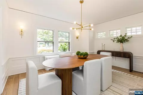 Dining - 121 Christopher St, Montclair, NJ 07042 photo 3 of 4