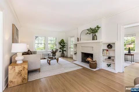 Living - 121 Christopher St, Montclair, NJ 07042 photo 1 of 5