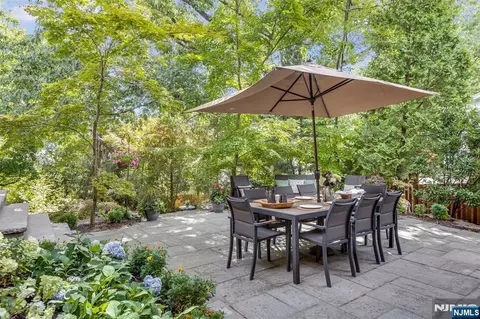 Exterior - 121 Christopher St, Montclair, NJ 07042 photo 5 of 7