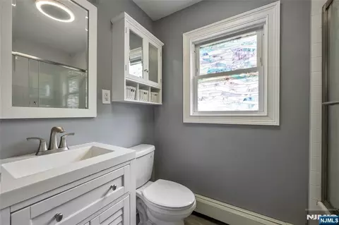 Bath - 122 Garside Ave, Wayne, NJ 07470 photo 1 of 2