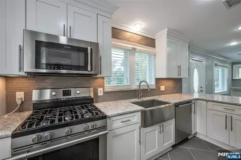 Kitchen - 122 Garside Ave, Wayne, NJ 07470 photo 2 of 4