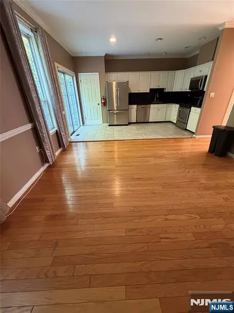 Other - 123 Bobolink Ct, Wayne, NJ 07470 photo 1 of 3