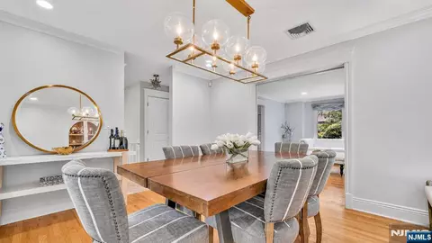 Dining - 26 Devonshire Rd, Cresskill, NJ 07626 photo 3 of 3