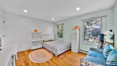 Bedroom - 26 Devonshire Rd, Cresskill, NJ 07626 photo 4 of 4
