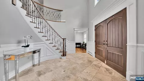Entry Way - 26 Devonshire Rd, Cresskill, NJ 07626 photo 1 of 8