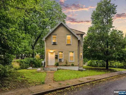 117 Hackensack Ave, Ridgefield Park, NJ 07660