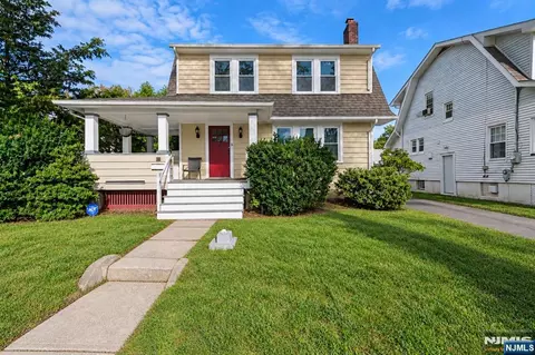 61 Buena Vista Ave, Hawthorne, NJ 07506