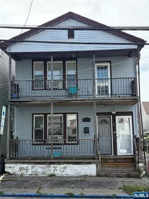 123 Wayne Ave, Paterson, NJ 07502