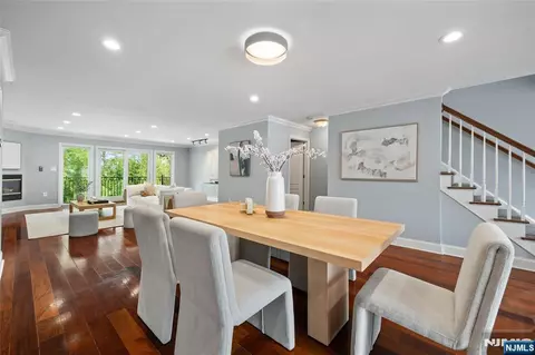 352 Gorge, Cliffside Park, NJ 07010