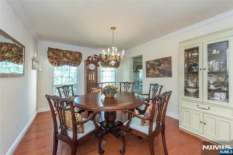 Dining - 8 Birdseye Cir, Wayne, NJ 07470 photo 2 of 2