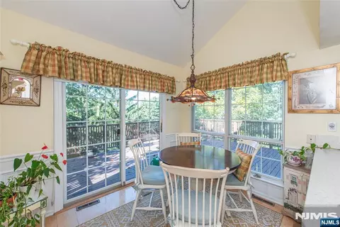 Dining - 8 Birdseye Cir, Wayne, NJ 07470 photo 1 of 2