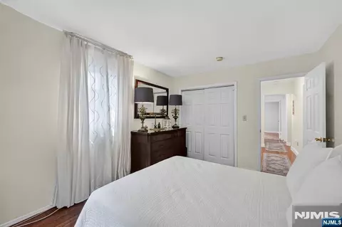 Bedroom - 410 Chestnut St, Paramus, NJ 07652 photo 4 of 6