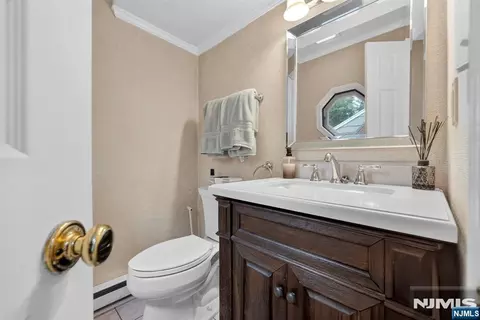 Other - 410 Chestnut St, Paramus, NJ 07652 photo 3 of 7
