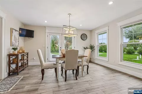 Dining - 4 Stuart Ln, Wayne, NJ 07470 photo 1 of 2