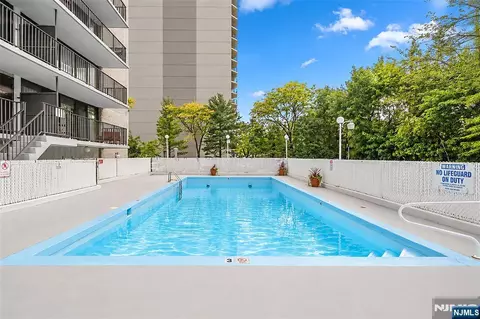 Exterior - 277 Prospect Ave #6B, Hackensack, NJ 07601 photo 4 of 4
