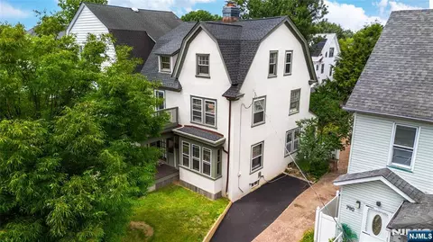 786-788 Lake St, Newark, NJ 07104