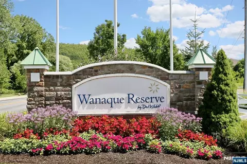 5111 Warrens Way, Wanaque, NJ 07465