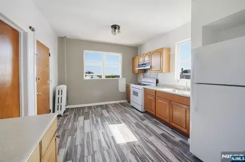 Other - 288 Devon St, Kearny, NJ 07032 photo 4 of 10