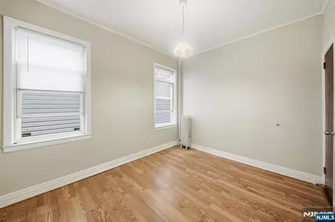 Bedroom - 288 Devon St, Kearny, NJ 07032 photo 2 of 11