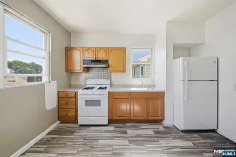 Other - 288 Devon St, Kearny, NJ 07032 photo 5 of 10