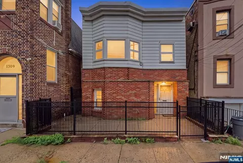 1311 28th St, North Bergen, NJ 07047