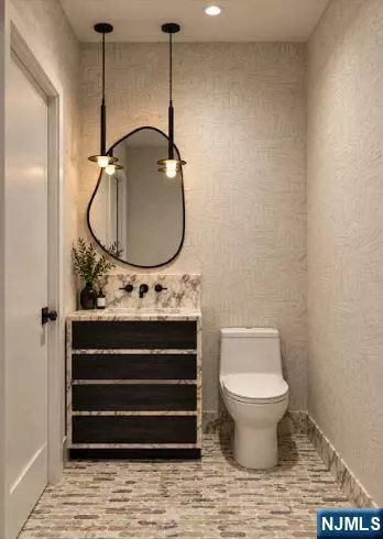 Entry Way - 29 John St, Demarest, NJ 07627 photo 4 of 4