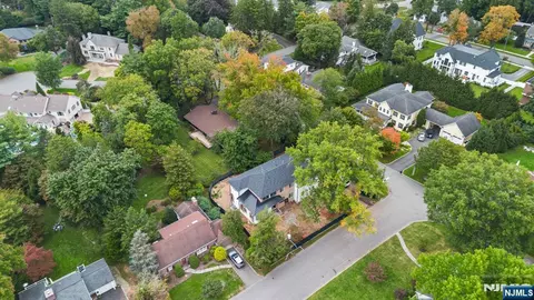 View/Area - 29 John St, Demarest, NJ 07627 photo 2 of 2