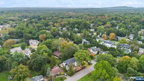 View/Area - 29 John St, Demarest, NJ 07627 photo 1 of 2