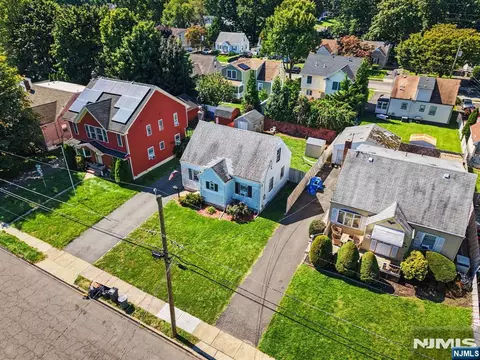 10-22 2nd St, Fair Lawn, NJ 07410
