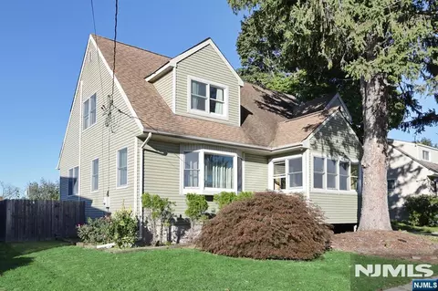 12-58 4th St, Fair Lawn, NJ 07410
