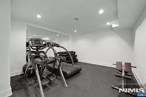 Other - 260 Virginia Ct, Paramus, NJ 07652 photo 12 of 14