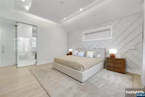 Bedroom - 260 Virginia Ct, Paramus, NJ 07652 photo 2 of 5