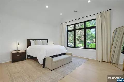 Bedroom - 260 Virginia Ct, Paramus, NJ 07652 photo 3 of 5