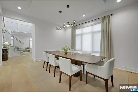 Dining - 260 Virginia Ct, Paramus, NJ 07652 photo 3 of 3
