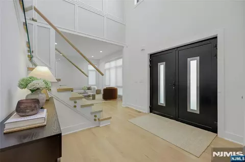 Entry Way - 260 Virginia Ct, Paramus, NJ 07652 photo 3 of 9