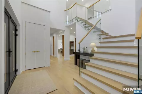Entry Way - 260 Virginia Ct, Paramus, NJ 07652 photo 2 of 9