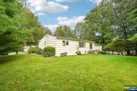 Exterior - 201 Kiwanis Dr, Wayne, NJ 07470 photo 4 of 5