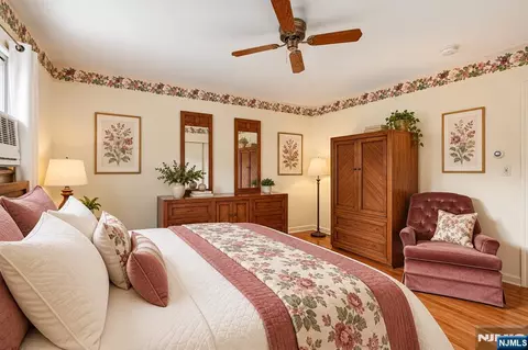 Bedroom - 201 Kiwanis Dr, Wayne, NJ 07470 photo 2 of 6