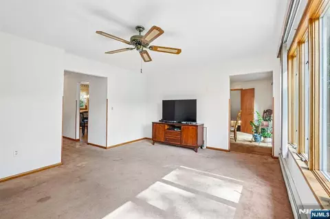 Living - 201 Kiwanis Dr, Wayne, NJ 07470 photo 3 of 5