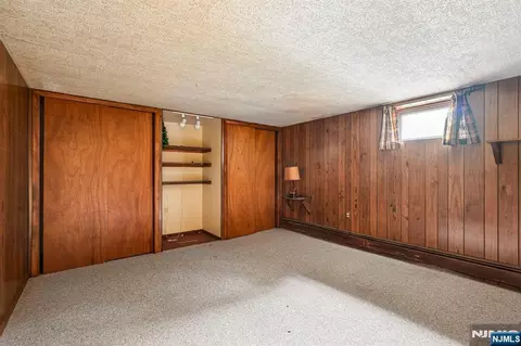 Bedroom - 201 Kiwanis Dr, Wayne, NJ 07470 photo 5 of 6