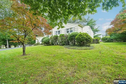 Exterior - 201 Kiwanis Dr, Wayne, NJ 07470 photo 2 of 5