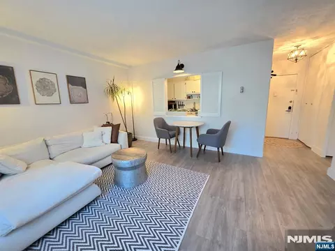 Living - 25 Grand Ave #1C, Hackensack, NJ 07601 photo 3 of 3