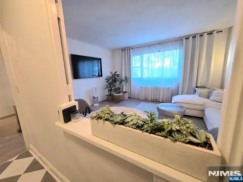 Entry Way - 25 Grand Ave #1C, Hackensack, NJ 07601 photo 1 of 3