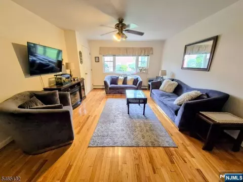 Living - 1261 Valley Rd # A, Wayne, NJ 07470 photo 3 of 3