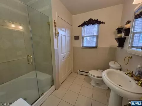 Bath - 1261 Valley Rd # A, Wayne, NJ 07470 photo 1 of 2