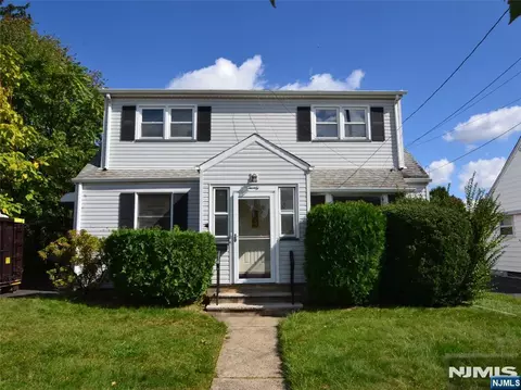 20 Long Hill Dr, Clifton, NJ 07013